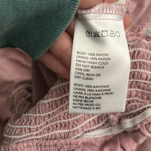 Urban Outfitters Rosie smocked tiered ruffle romper in lilac size medium - Picture 12 of 12